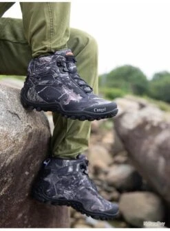 PROMOTION : SUPERBES PAIRE DE CHAUSSURES ; CHASSE , RANDONNÉE , SPORT DE PLEIN AIR , ETC ...... 2 -Magasin De Matériel De Pêche 00002 PROMOTION SUPERBES PAIRE DE CHAUSSURES CHASSE RANDONNEE SPORT DE PLEIN AIR ETC . 2