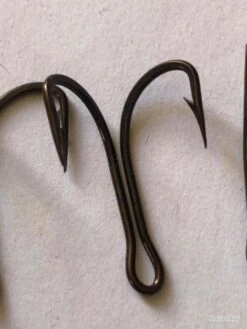 100 Hameçon Double N 4 Idem Réf 9908 Bz Limerick Equerre 90 Degrés Forgé Pêche Carnassier Mustad -Magasin De Matériel De Pêche 00003 100 hamecon double n 4 idem ref 9908 bz limerick equerre 90 degres forge peche carnassier vmc