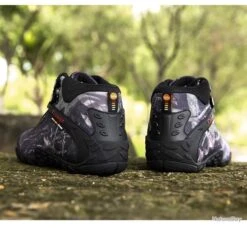 PROMOTION : SUPERBES PAIRE DE CHAUSSURES ; CHASSE , RANDONNÉE , SPORT DE PLEIN AIR , ETC ...... 2 -Magasin De Matériel De Pêche 00003 PROMOTION SUPERBES PAIRE DE CHAUSSURES CHASSE RANDONNEE SPORT DE PLEIN AIR ETC . 2