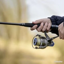 Moulinet Spinning Zebco Z-Cast SR 330 -Magasin De Matériel De Pêche 00004 Moulinet Spinning Zebco Z Cast SR 330