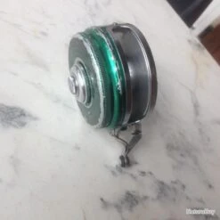 Moulinet Mouche ABEILLE LA SOIE PARIS.(baisse De Prix). -Magasin De Matériel De Pêche 00004 Moulinet mouche ABEILLE LA SOIE PARIS