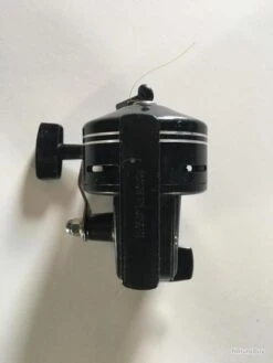 Moulinets De Pêche Vintage Daiwa 9300C Et 9300A -Magasin De Matériel De Pêche 00006 Moulinets de peche vintage Daiwa 9300C et 9300A