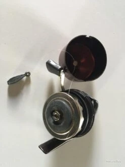 Moulinets De Pêche Vintage Daiwa 9300C Et 9300A -Magasin De Matériel De Pêche 00009 Moulinets de peche vintage Daiwa 9300C et 9300A